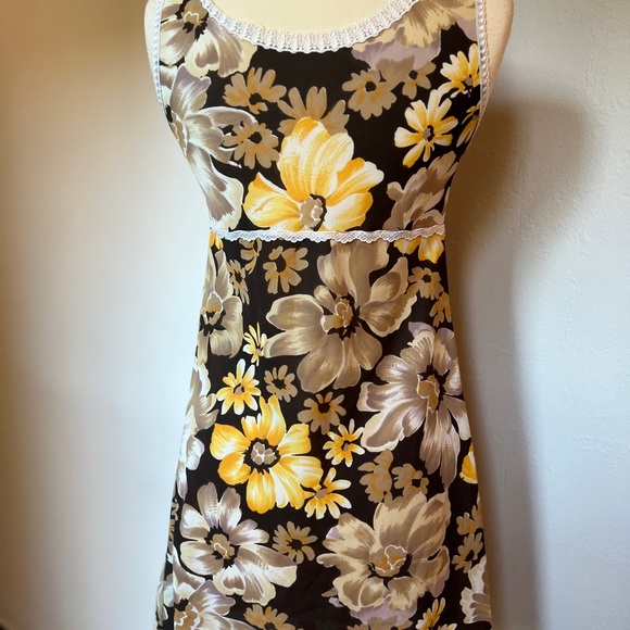 Rare find Vintage Italy 60s-70s(?)ANIC NIVION Nightdress/ Minidress. - Picture 7 of 9